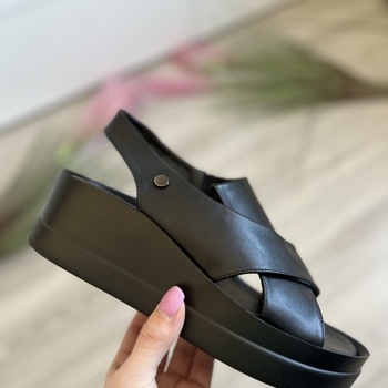 Eko ādas platformas sandales 
