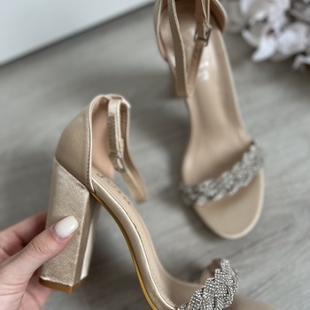 Elegantas augstpapēžu kurpes B8-298