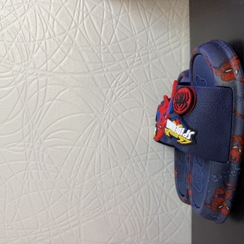 Iešļūcenes ar Spiderman