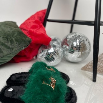 Istabas čības DEAR