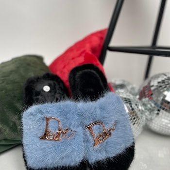 Istabas čības DEAR