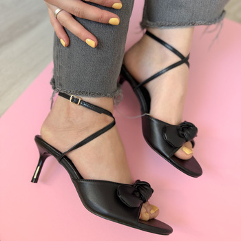 Kurpes ar banti LOLA5279