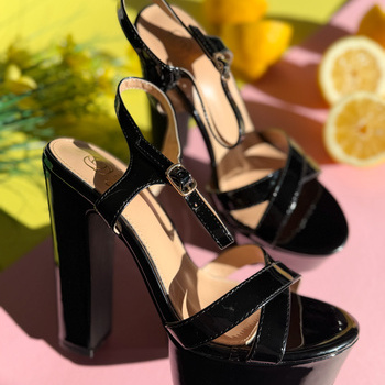 Kurpes uz platformas MVP363