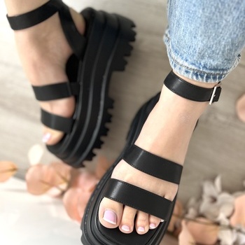 Platformas sandales