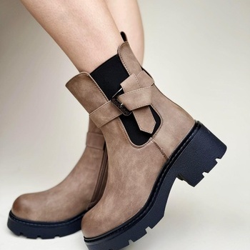 Puszābaki uz papēdi 6094