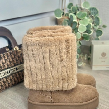 UGG ar pūku 0156
