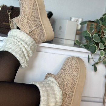 UGG H65