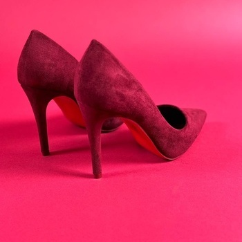 Zamša kurpes ar sarkanu zoli YES-91552-1A