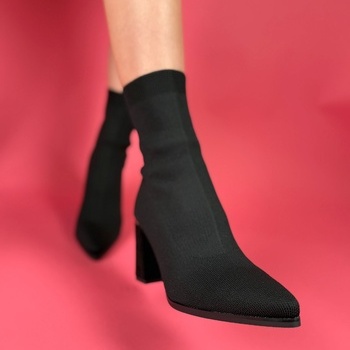 Zeķzābaki uz papēdi NS566P